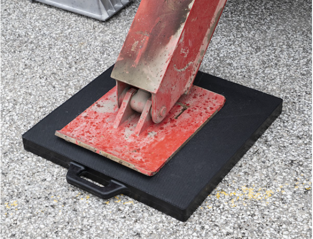 OUTRIGGER HEAVY DUTY RUBBER PAD