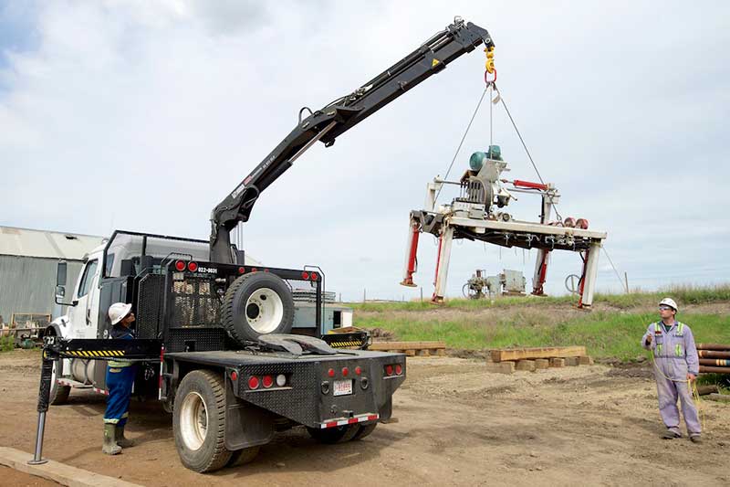 HIAB XS 077 Knuckle Boom Crane